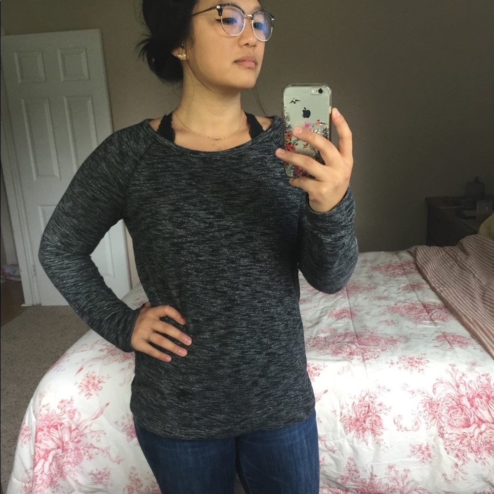 Women’s M Charcoal Pullover Crewneck Sweater